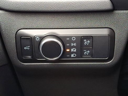 Certified 2023 Ford Escape Active AWD/4WD image 28