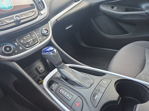 Used 2017 Chevrolet Volt LT w/ Comfort Package FWD image 24