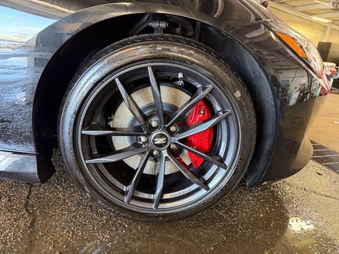 Used 2024 Nissan Z Performance w/ Floor Mat Package image 29