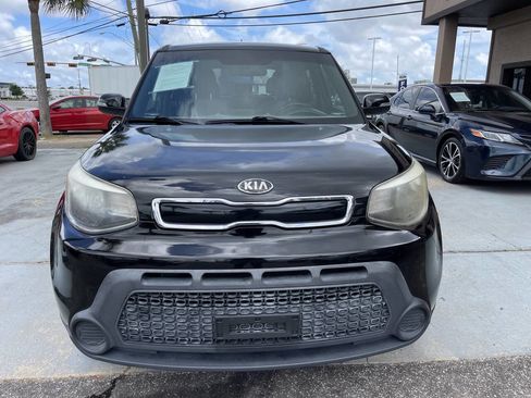 Used 2014 Kia Soul + w/ Audio Package FWD image 3