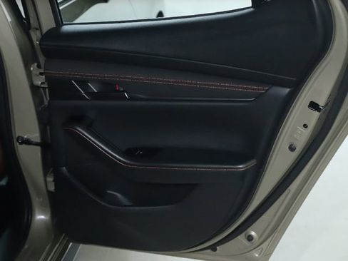 Certified 2025 MAZDA MAZDA3 Carbon image 28