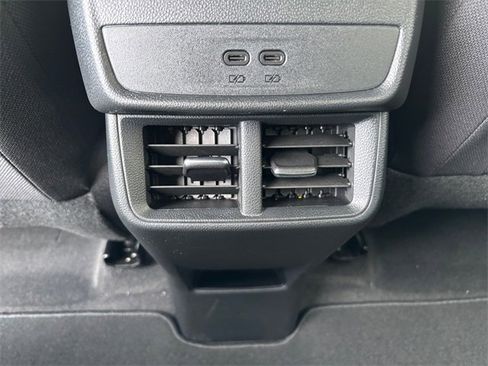 New 2026 Chevrolet Equinox LT image 26