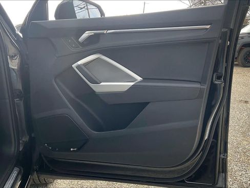 Used 2024 Audi Q3 2.0T Premium Plus image 22