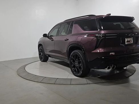 Used 2024 Chevrolet Traverse RS w/ LPO, Floor Liner Package AWD/4WD image 3
