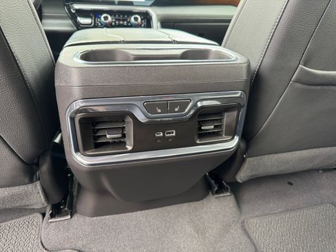 Used 2024 GMC Sierra 1500 Denali w/ Denali Reserve Package AWD/4WD image 21