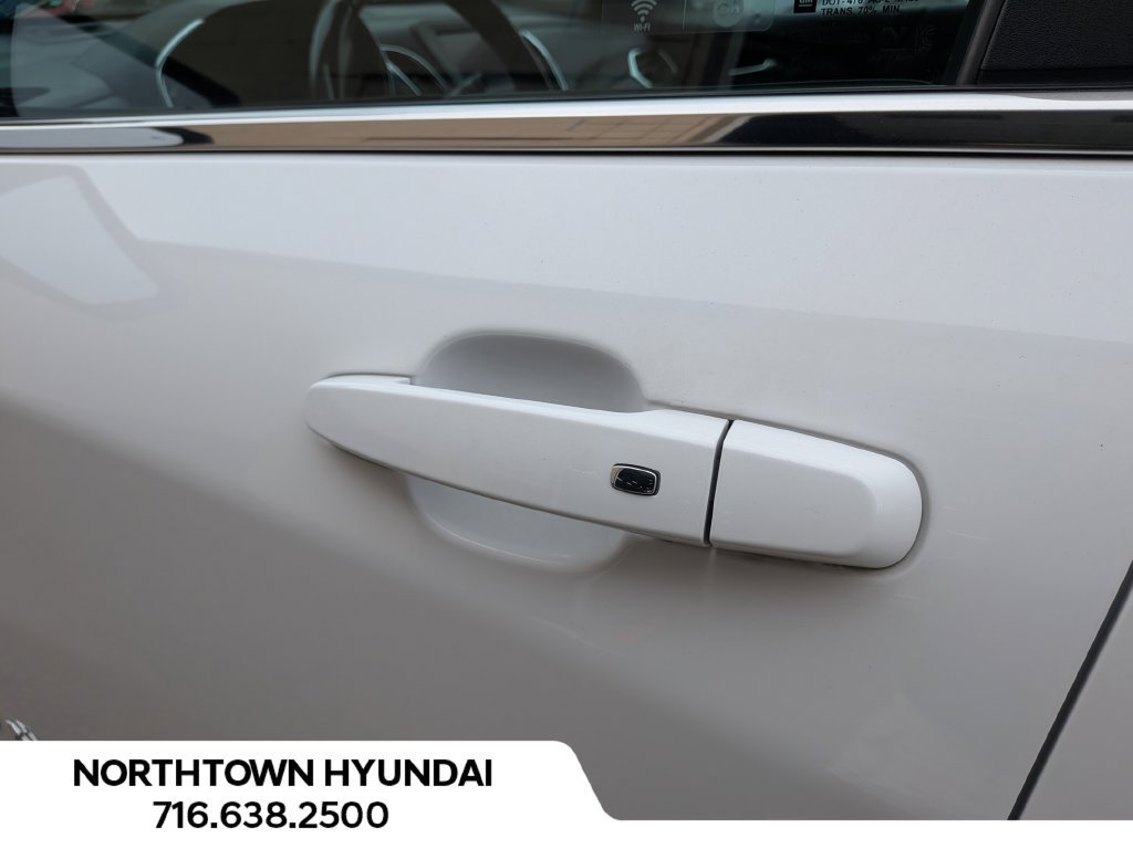 Used 2021 Chevrolet Equinox LT FWD image 37