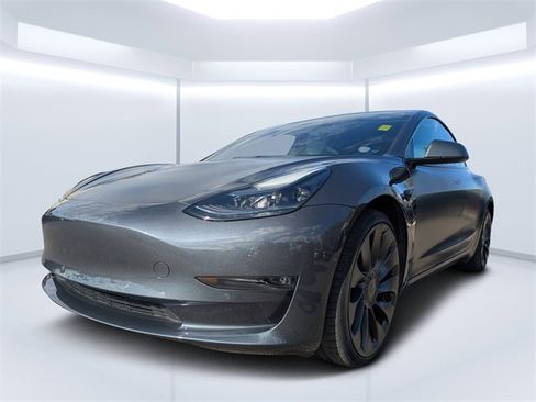 Used 2022 Tesla Model 3 Performance image 7