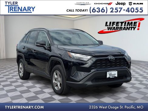 Used 2024 Toyota RAV4 XLE image 1