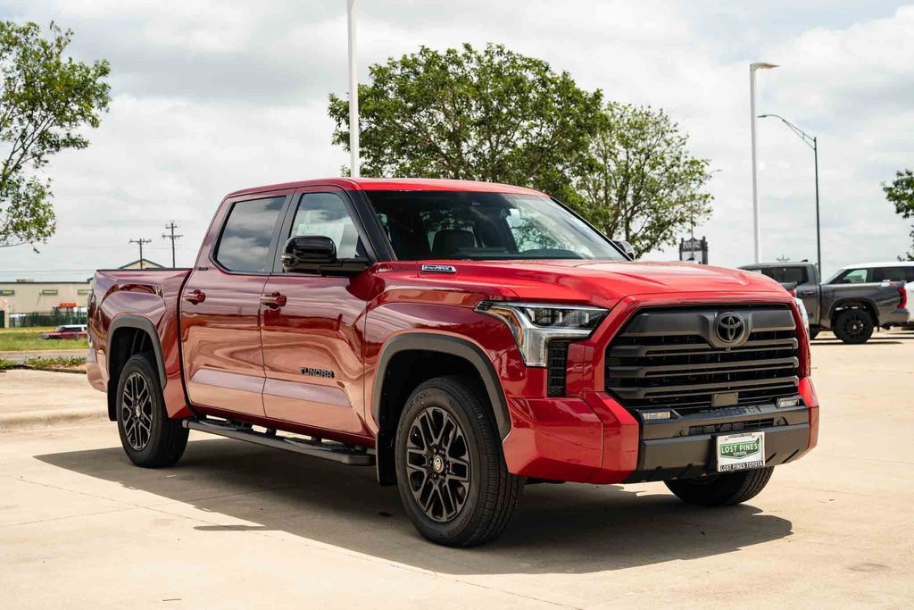 New 2026 Toyota Tundra Limited AWD/4WD image 4