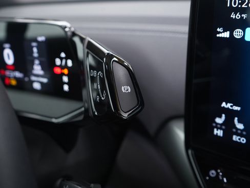 Used 2023 Volkswagen ID.4 Pro S image 23