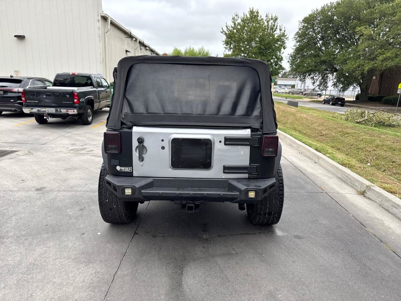 Used 2015 Jeep Wrangler Sport AWD/4WD image 10