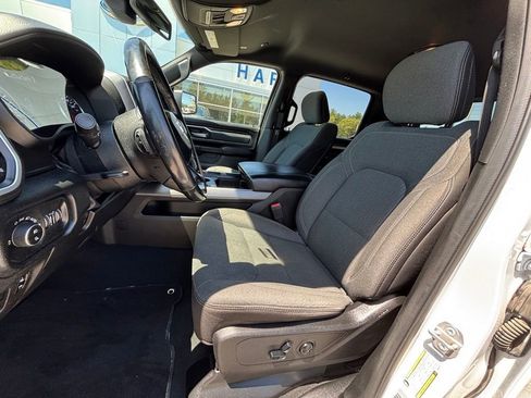 Used 2019 RAM 1500 Big Horn AWD/4WD image 12
