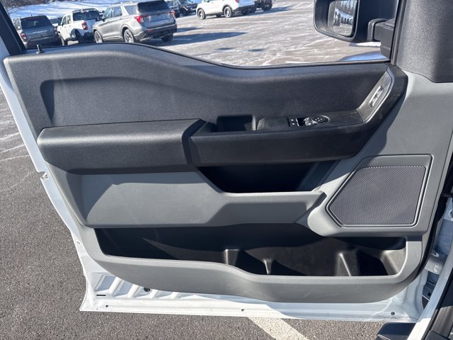 New 2026 Ford F550 4x4 Regular Cab Super Duty image 19