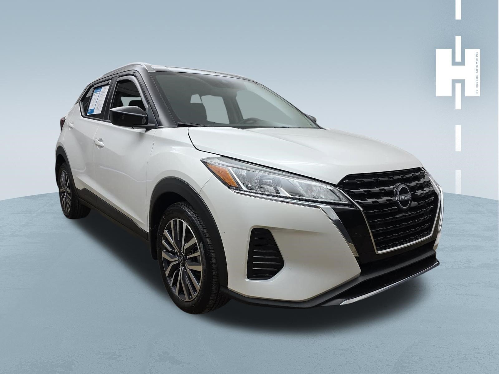 Used 2024 Nissan Kicks SV FWD image 1