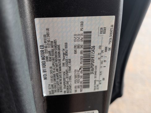 Used 2015 Ford Fusion Energi SE FWD image 32