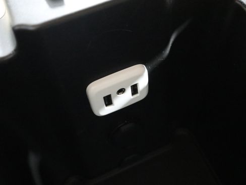 Used 2020 Buick Envision Essence image 33