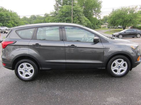 Used 2019 Ford Escape S FWD image 3