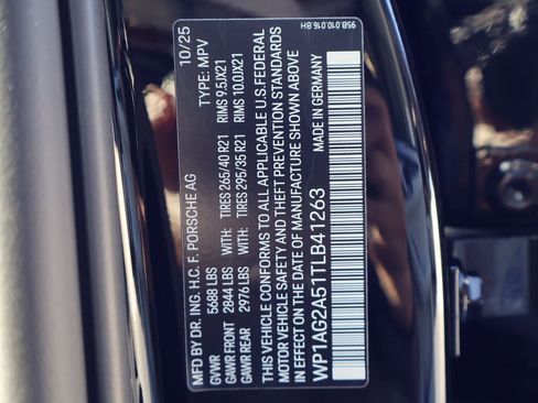 New 2026 Porsche Macan S image 29