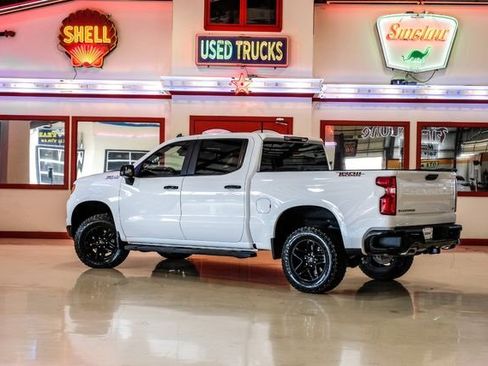 Used 2024 Chevrolet Silverado 1500 LT Trail Boss w/ Protection Package image 4
