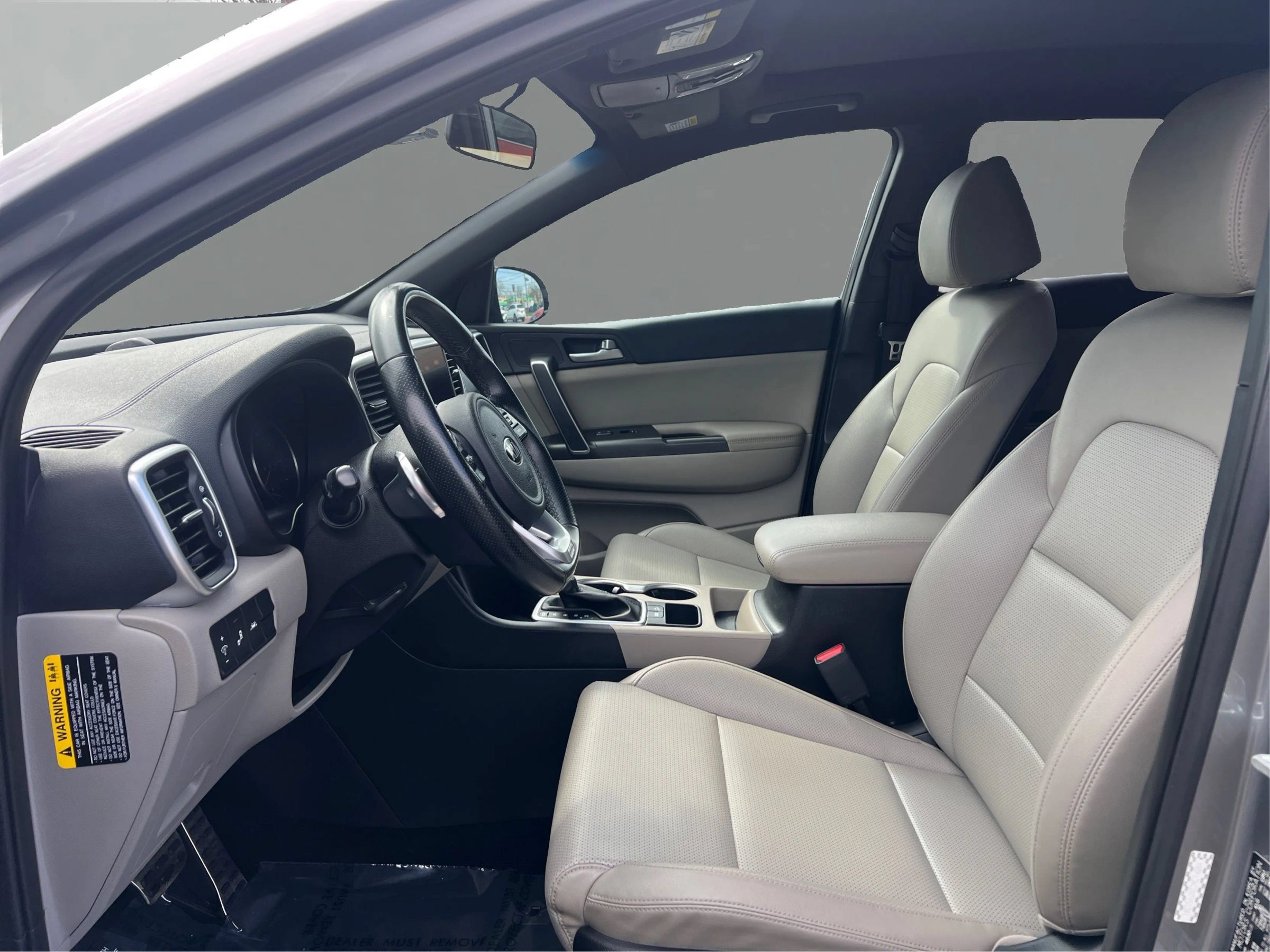 Used 2022 Kia Sportage Nightfall Edition FWD image 9
