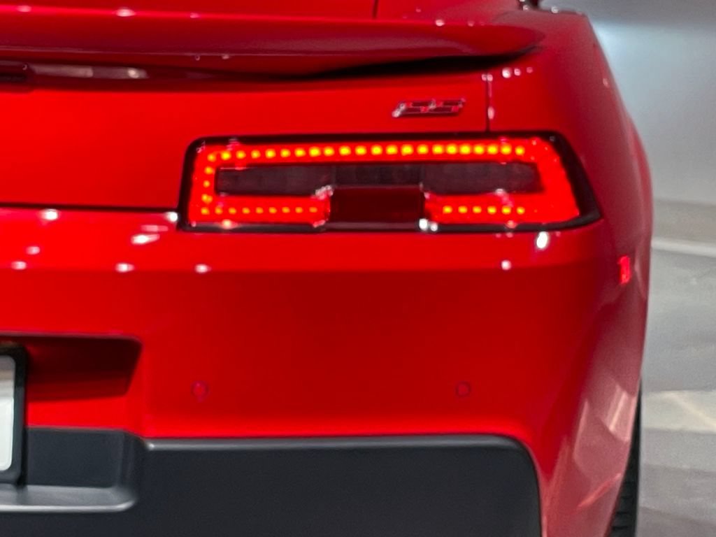 Used 2015 Chevrolet Camaro SS w/ Commemorative Special Edition RWD image 57