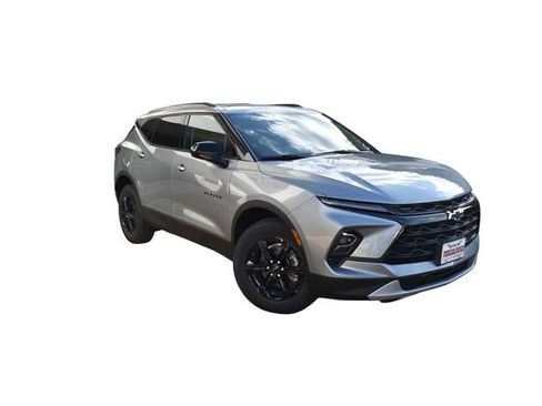 New 2026 Chevrolet Blazer LT image 2