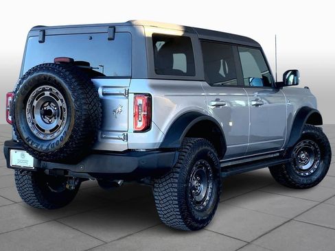 Used 2024 Ford Bronco Outer Banks image 12