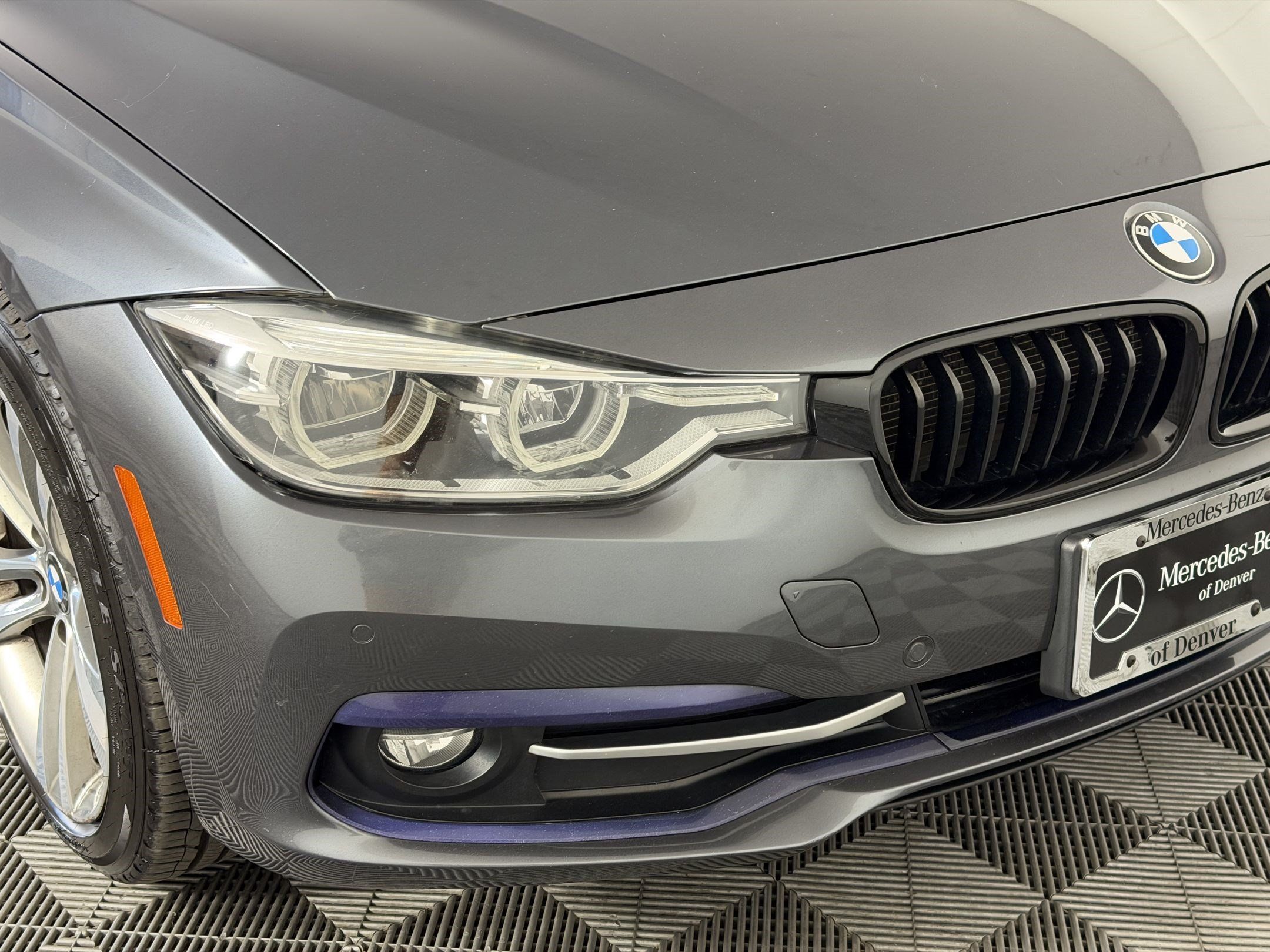 Used 2017 BMW 328d xDrive Sedan AWD/4WD image 12