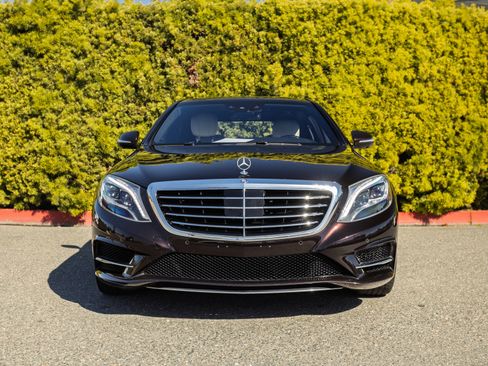 Used 2015 Mercedes-Benz S 550 Sedan image 2