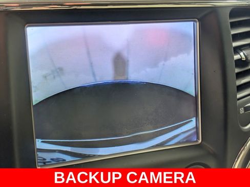 Used 2018 Jeep Grand Cherokee Overland image 9