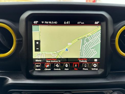 Used 2023 Jeep Wrangler Unlimited Sahara w/ Cold Weather Group image 50