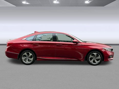 Used 2019 Honda Accord EX image 8