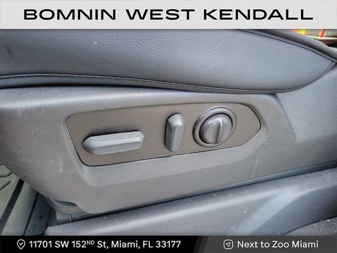 Used 2022 Chevrolet Silverado 2500 High Country w/ Z71 Off-Road Package image 14