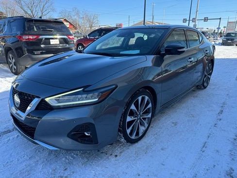 Used 2019 Nissan Maxima Platinum w/ Sport Mat Group FWD image 3