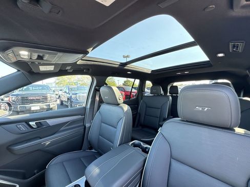 New 2026 Buick Enclave Sport Touring w/ Power Package image 22