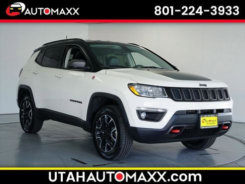 Used 2019 Jeep Compass Trailhawk image 1