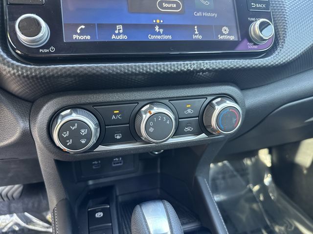 Used 2024 Nissan Kicks SV FWD image 22
