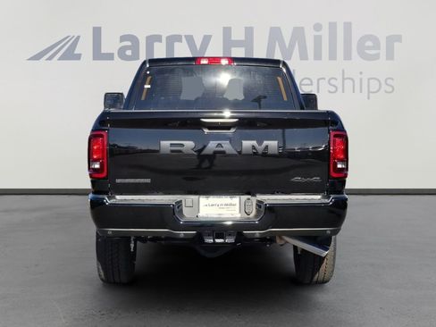 New 2026 RAM 2500 Big Horn AWD/4WD image 5