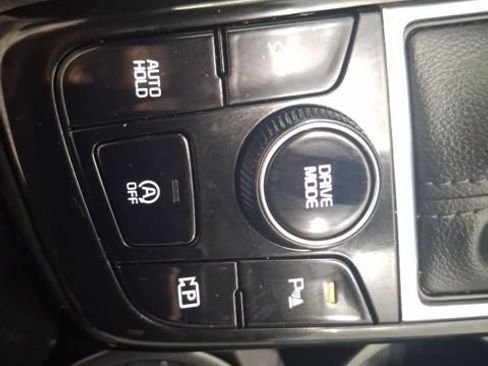 Used 2023 Kia Sportage EX FWD image 32