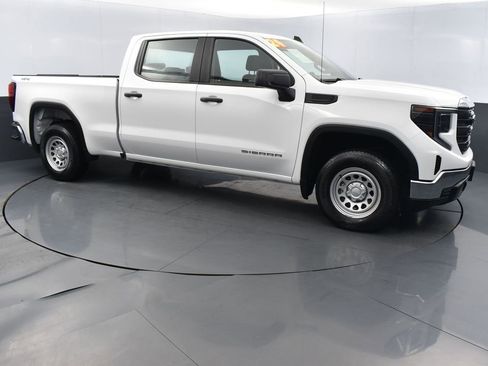 Used 2024 GMC Sierra 1500 Pro w/ Trailering Package image 3