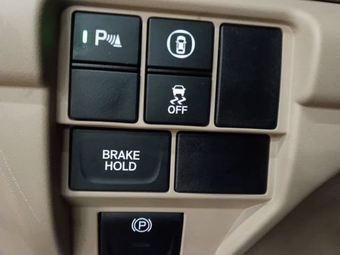 Used 2022 Acura RDX FWD w/ Technology Package image 10