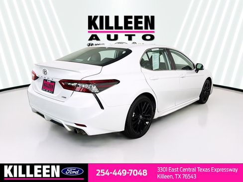 Used 2024 Toyota Camry XSE image 8