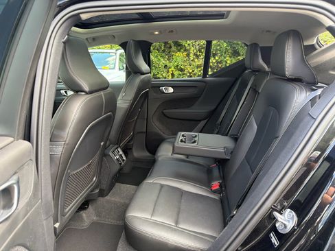 Used 2026 Volvo XC40 B5 Plus AWD/4WD image 20