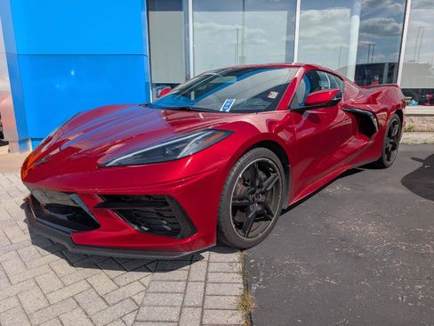 Used 2022 Chevrolet Corvette Stingray Premium Cpe w/ Z51 Performance Package RWD image 4