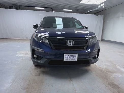 Certified 2022 Honda Pilot Sport image 3