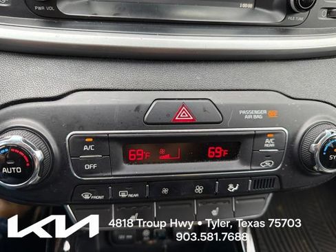 Used 2020 Kia Sorento EX FWD image 20