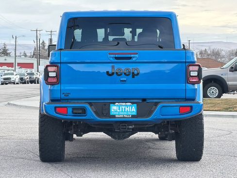 Used 2022 Jeep Gladiator Overland image 7