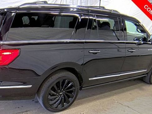 Used 2020 Lincoln Navigator L Reserve w/ Equipment Group 208A Reserve image 3