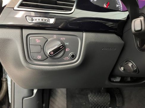 Used 2013 Audi A8 L 3.0T w/ Comfort Pkg image 29