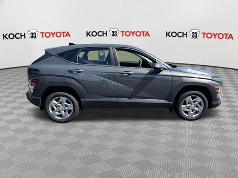 Used 2025 Hyundai Kona SE AWD/4WD image 9